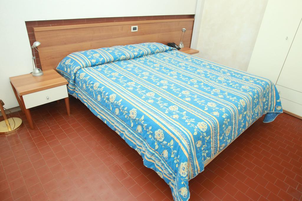 Hotel San Vitale Медичина Экстерьер фото