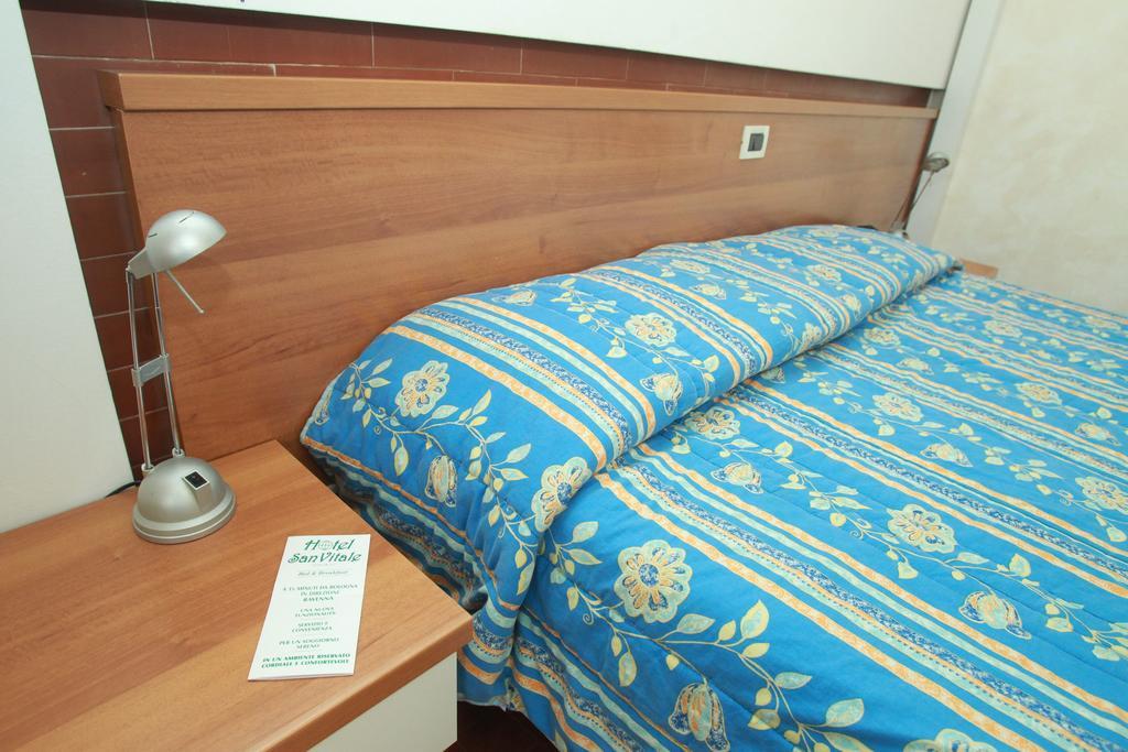 Hotel San Vitale Медичина Экстерьер фото